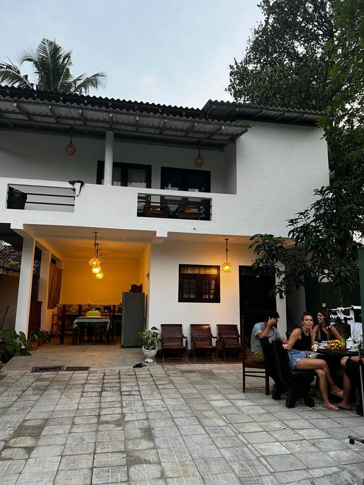 Little Villa Guest House Ahangama Kültér fotó