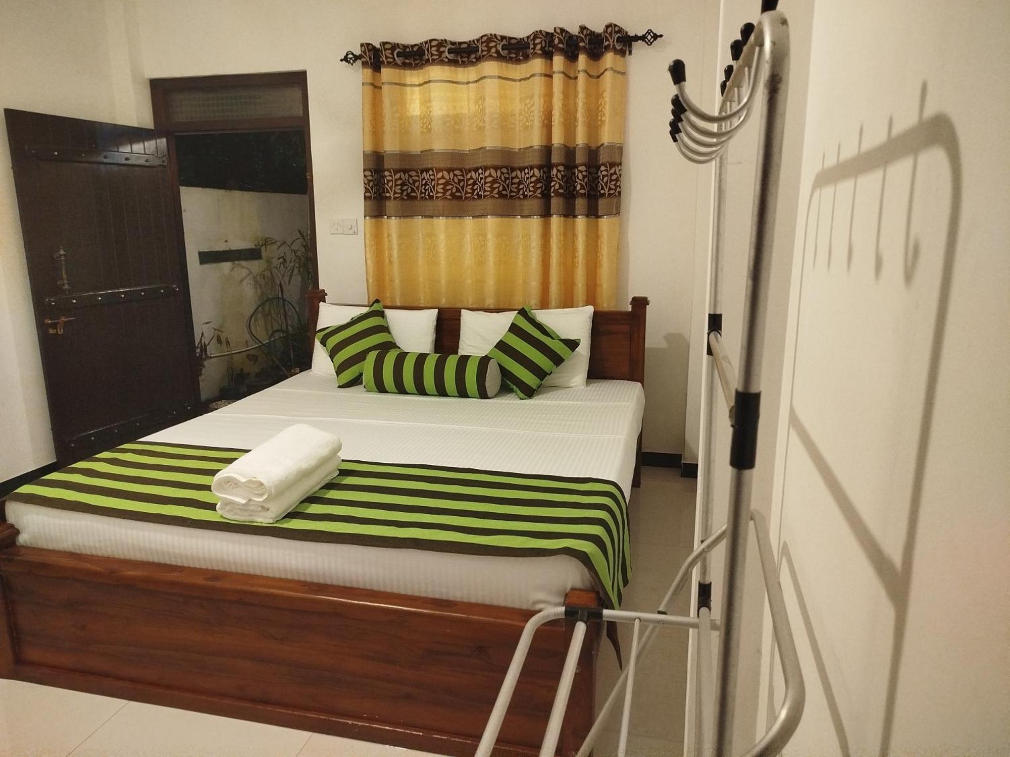 Little Villa Guest House Ahangama Kültér fotó