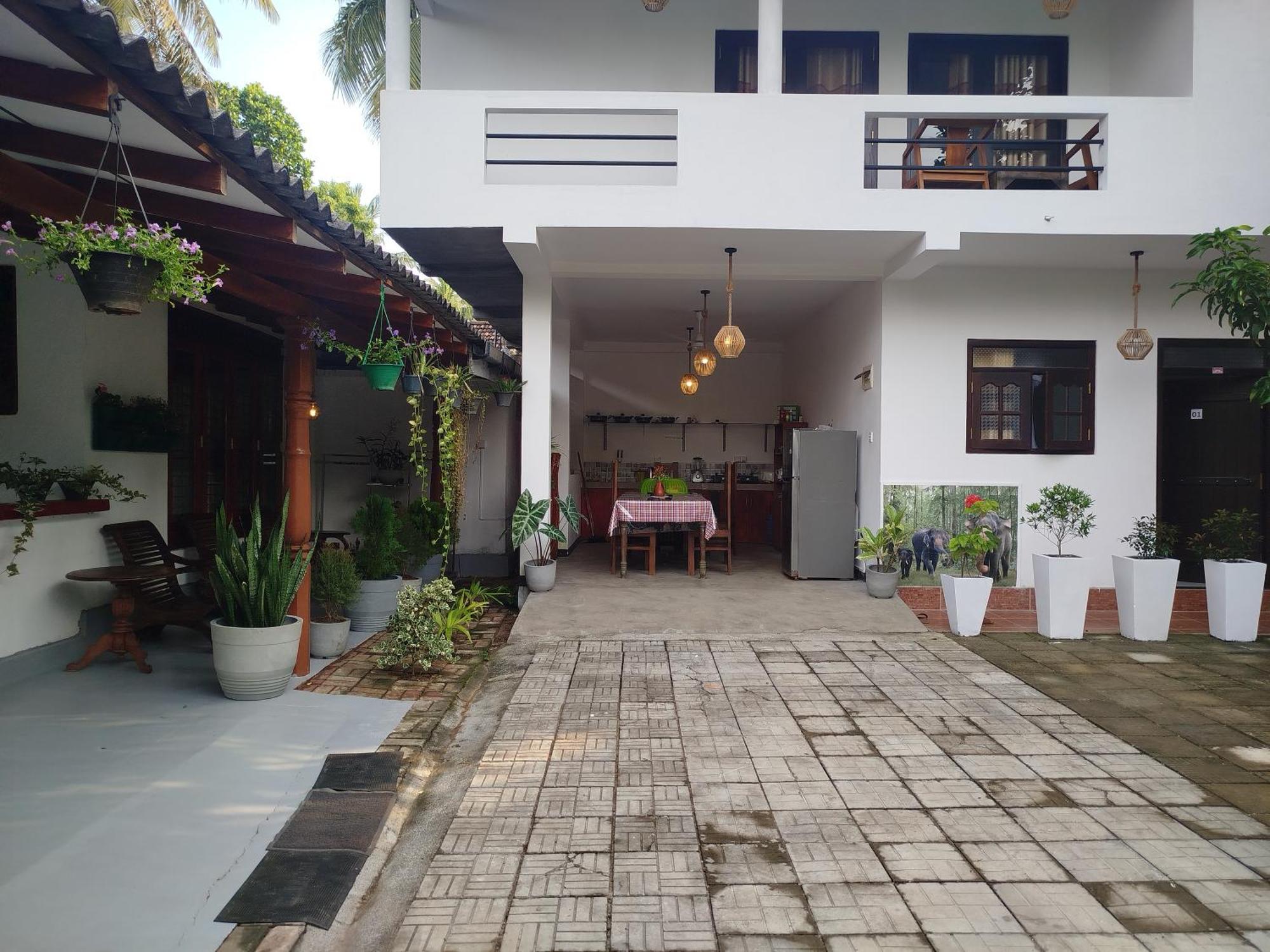 Little Villa Guest House Ahangama Kültér fotó