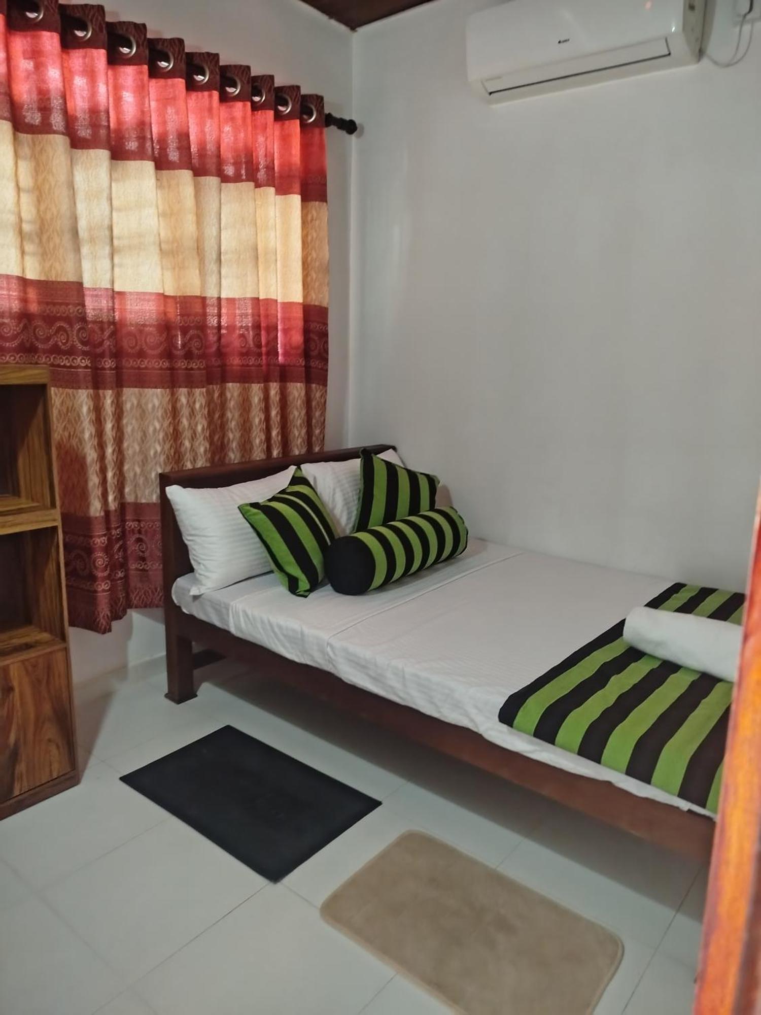 Little Villa Guest House Ahangama Kültér fotó